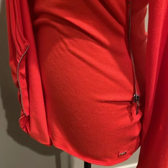 GUESS Orange Long Sleeve Wrap Top with Side Zipper. Size Small - Picture 6 of 15